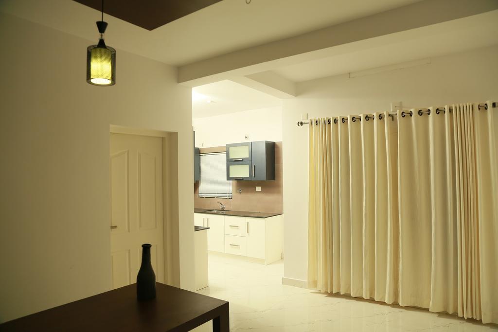 Srm Tower Residency Apartment Guruvayur Luaran gambar